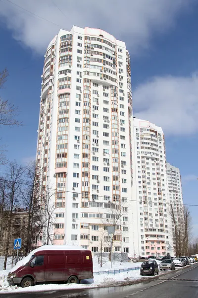 Straat en appartementen — Stockfoto