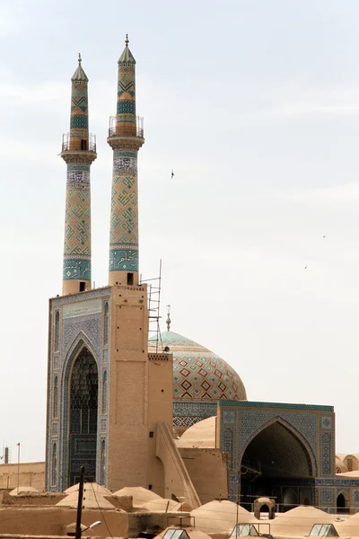 Mezquita con dos minaretes — Foto de Stock