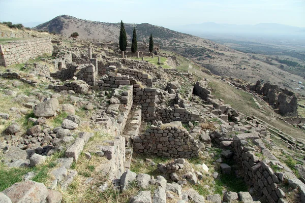 Ruinerna på sluttningen — Stockfoto