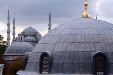 kurşun kubbeler