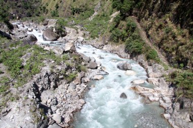patika Nehri yakınında