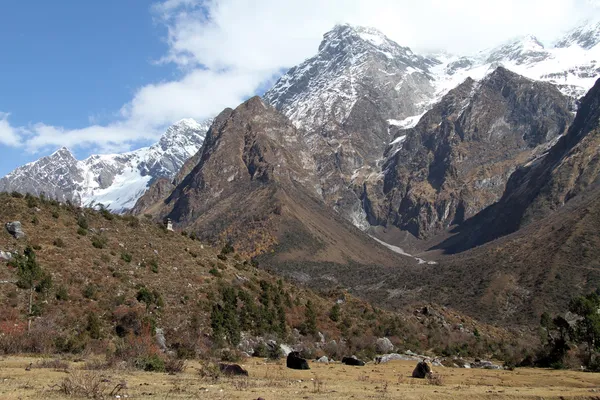 Montaña en Nepal — Foto de Stock