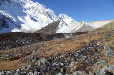 nehir ve manaslu