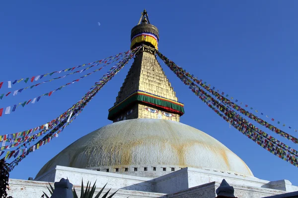 Moon and stupa — Stock Photo, Image