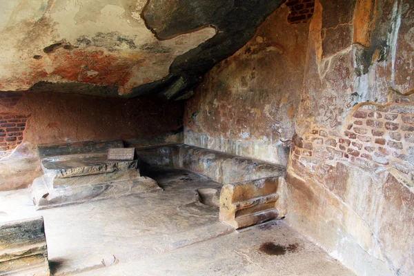 Grotte dans le monastère — Photo