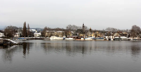 Wiesbaden, porto di Schierstein in inverno — Foto Stock