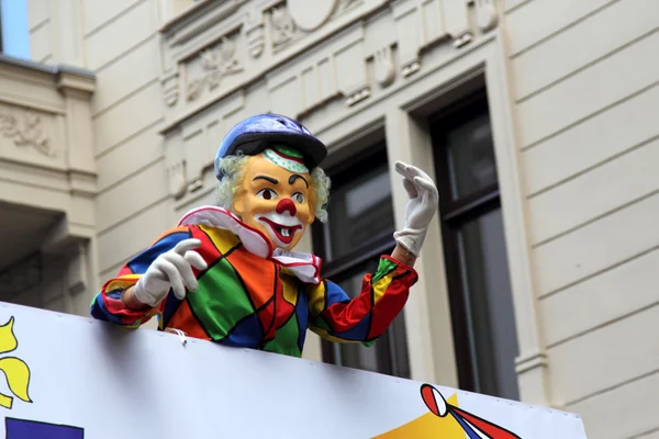 Clown at carnival street parade — Stock Photo, Image