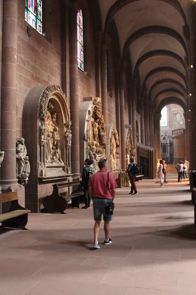 Всередині Римського Кафедрального Собору Святого Петра Місті Вормс Німеччина — стокове фото