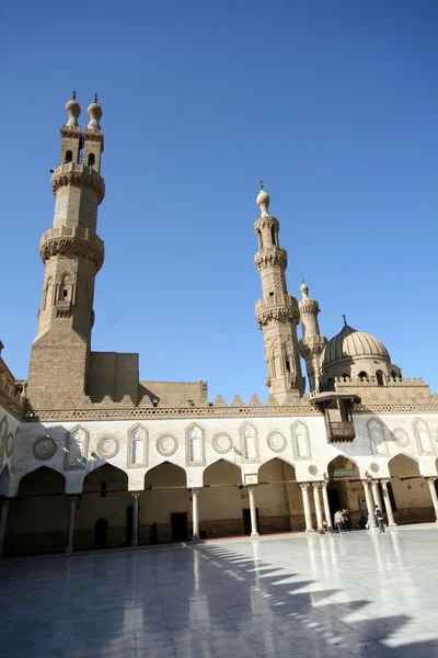 Pohled na univerzitě al-azhar a mešity v centrální části města Káhira, egypt — Stock fotografie