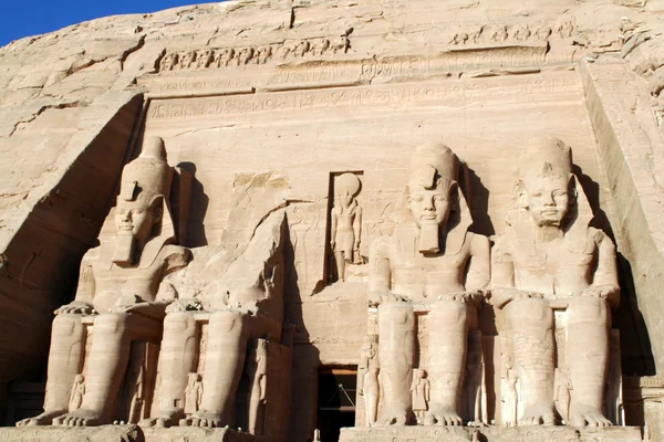 Abu Simbel temple in Egypt — Stock Photo, Image