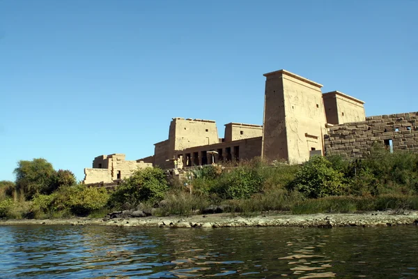 Templo de Philae em Aswan, Egito, vista do mar — Fotografia de Stock