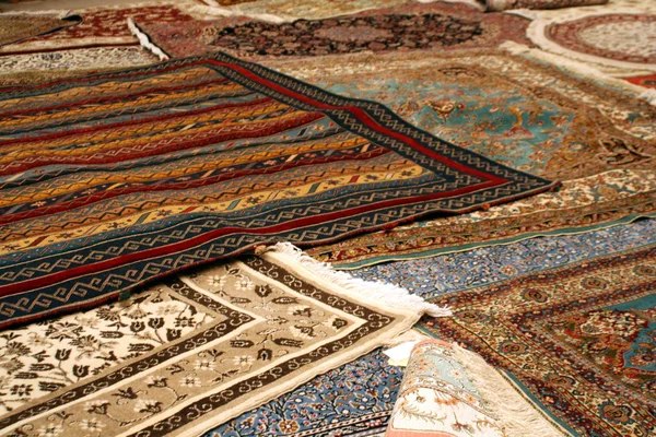 Orientalne dywany perskie — Zdjęcie stockowe