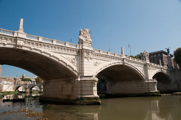 Sant'Angelos överbrygga Rom, Italien — Stockfoto