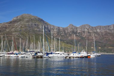 Bir Hout Bay Harbour