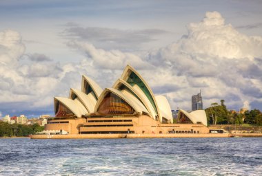 Sydney Opera Binası