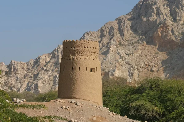Una Vecchia Torre Guardia Vista Contro Montagne Hajar Dhayah Nell — Foto Stock