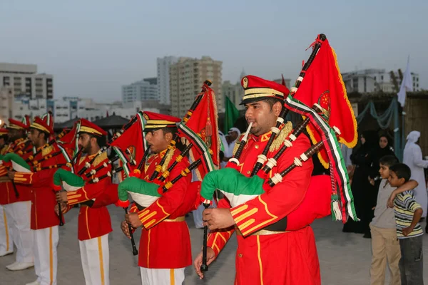 Sharjah Eau Abril 2005 Pipers Uae Military Band Tocando Durante —  Fotos de Stock