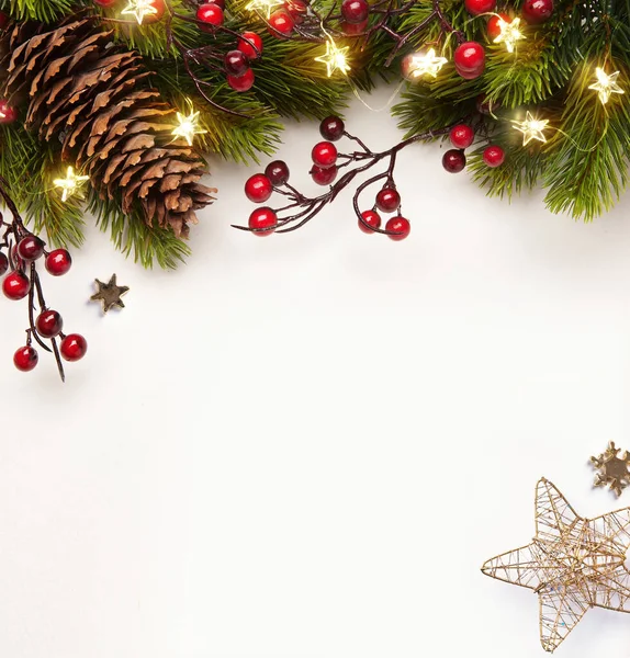 Kerstbanner Wenskaarten Ontwerp Achtergrond Kerstmis Van Sprankelende Lichten Slinger Met — Stockfoto