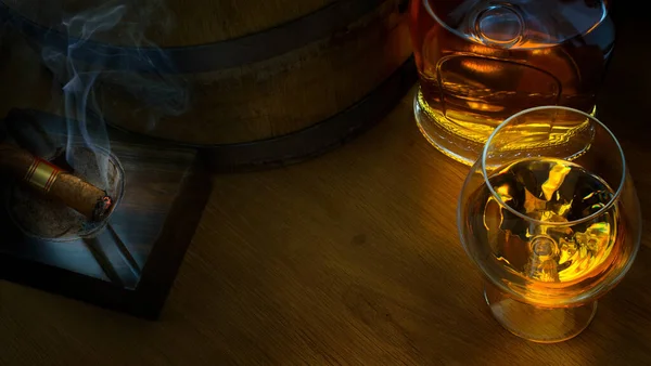 Glass Luxurious Alcoholic Drink Oak Barrel Bottle Cognac Cigar Dark — Stock Photo, Image