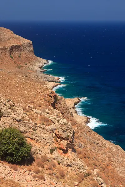 Costa rochosa em creta — Fotografia de Stock