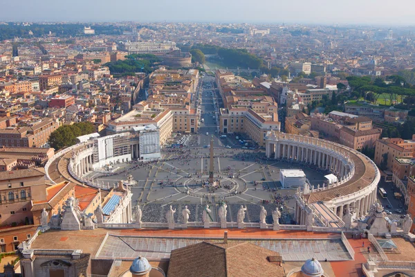 Widok na Rzym z kopuły bazyliki św. — Zdjęcie stockowe