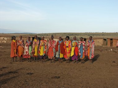 Maasai women dancing clipart