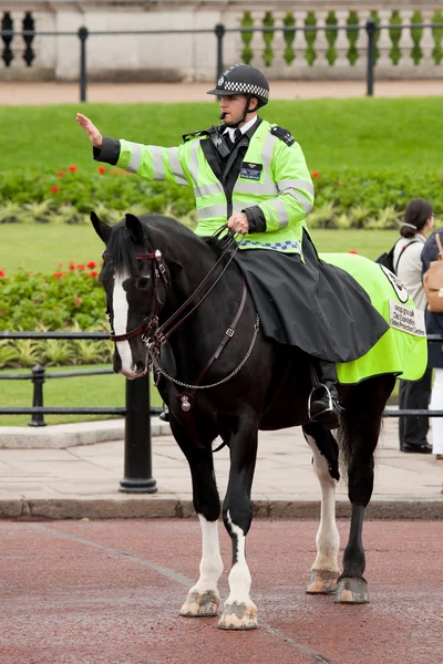 Policía a caballo. —  Fotos de Stock