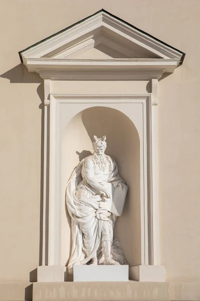 Statue Des Propheten Moses Der Wand Der Kathedrale Von Vilnius — Stockfoto