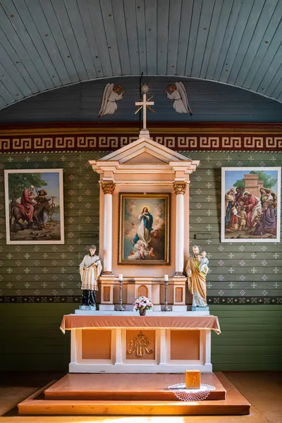 Duokiskis Litwa Sierpnia 2021 Wnętrze Drewnianego Kościoła Anny Małej Wiosce — Zdjęcie stockowe