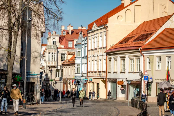 Vilnius Litouwen Oktober 2021 Toeristen Lopen Pilies Street Oudste Meest — Stockfoto