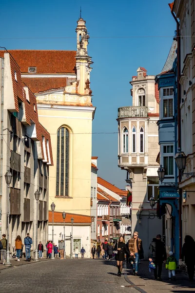 Vilnius Litouwen Oktober 2021 Toeristen Lopen Pilies Street Oudste Meest — Stockfoto