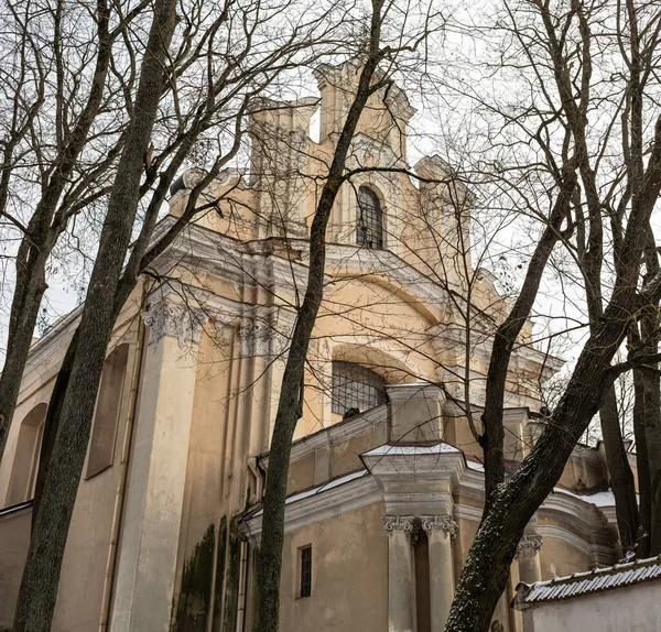 Kyrkan George Vilnius Litauen Övergiven Knappt Synlig Genom Träden — Stockfoto