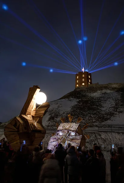 Vilnius Lituânia Janeiro 2022 Castelo Gediminas Iluminado Para Celebrações Aniversário — Fotografia de Stock