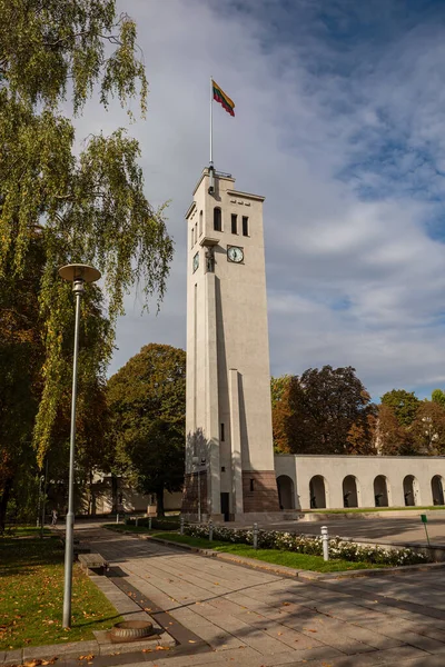 Kaunas Litauen Oktober 2021 Turm Mit Glockenspiel Und Uhr Neben — Stockfoto
