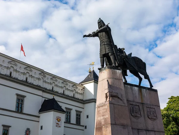 Vilnius Lituania Giugno 2022 Monumento Del Granduca Gediminas Piedi Nella — Foto Stock