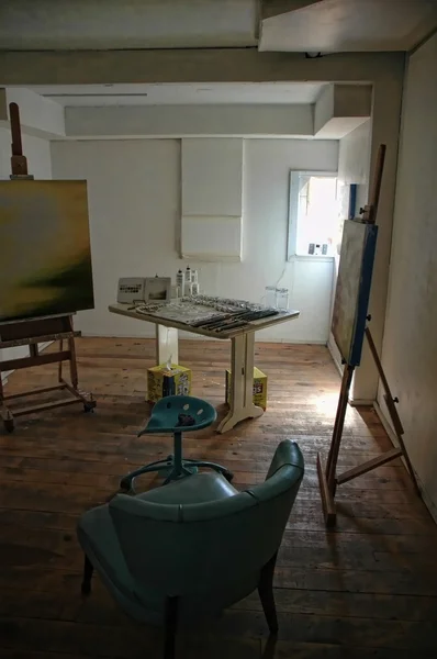 The Artist 's Studio — стоковое фото