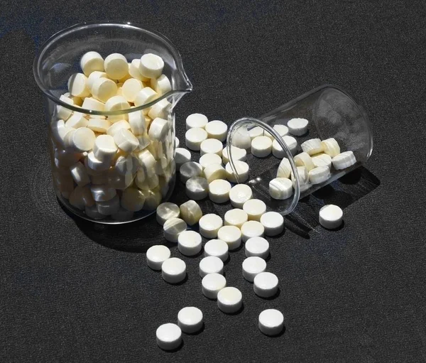 Beakers Tablets Black — Stock Photo, Image