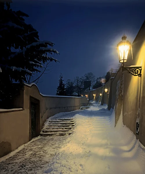 Praga - escalera de invierno al castillo Imagen de stock