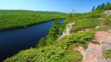 bulutlar Michigan Gölü