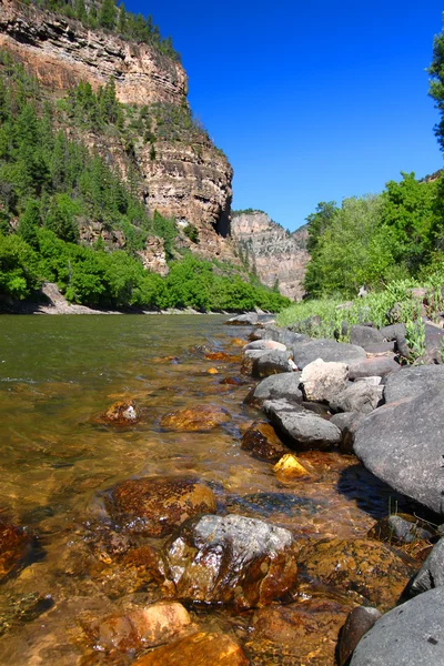 Colorado Fluss in Glenwood Canyon — Stockfoto