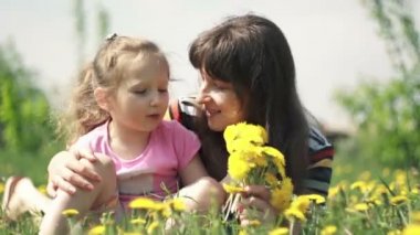 ihale duyguları anne ve çocuk