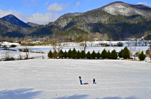 Mountain Valley in the Winter. — Stock Photo, Image