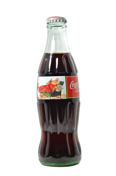Garrafa de Coca-Cola velha com Papai Noel na etiqueta — Fotografia de Stock