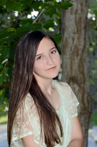 Menina adolescente bonita — Fotografia de Stock