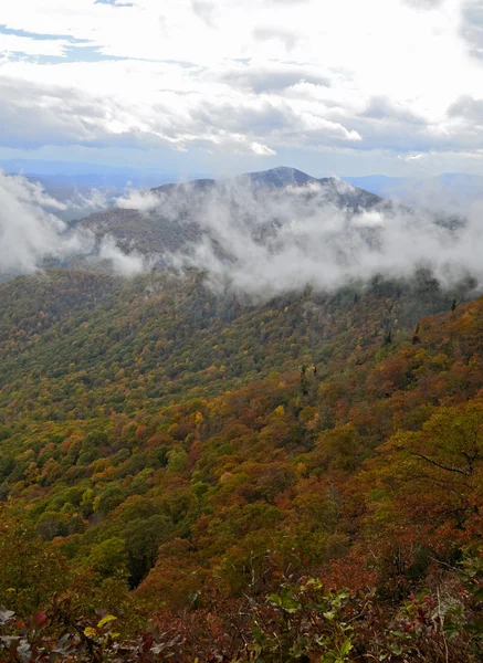 Blue ridge parkway Dağ Manzaralı — Stok fotoğraf