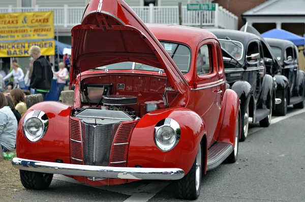 Coches clásicos restaurados — Foto de Stock