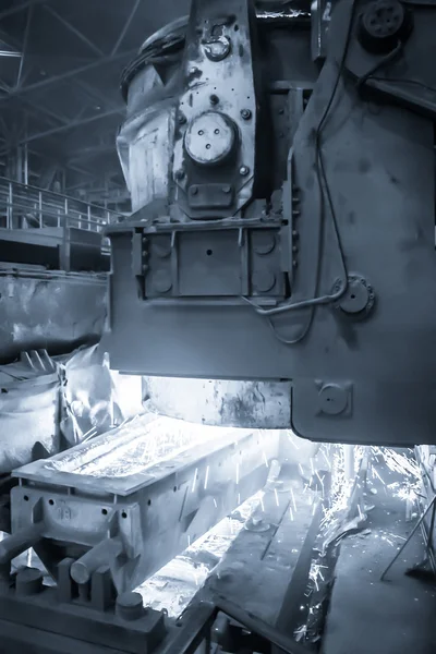 Na fábrica. produção de metal — Fotografia de Stock