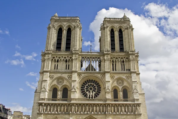 Notre Dame in Paris — Stockfoto