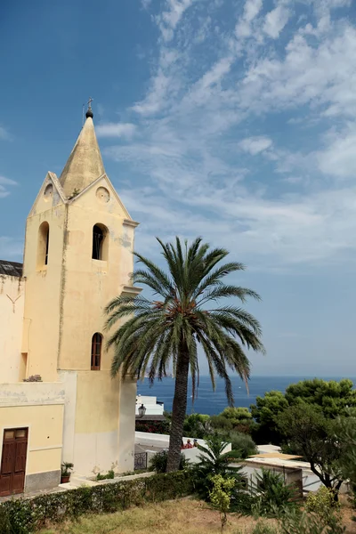 Kerk in panarea, Eolische eilanden — Stockfoto