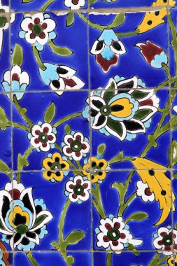 Dubai İran cami renkli detay